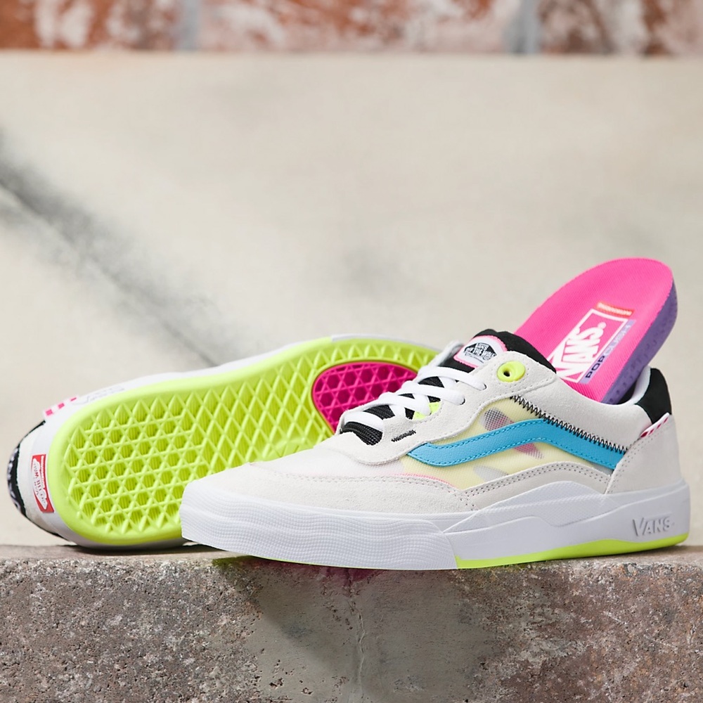 NIB Vans Wayvee Neon 'White Blue Pink' US 10.5
